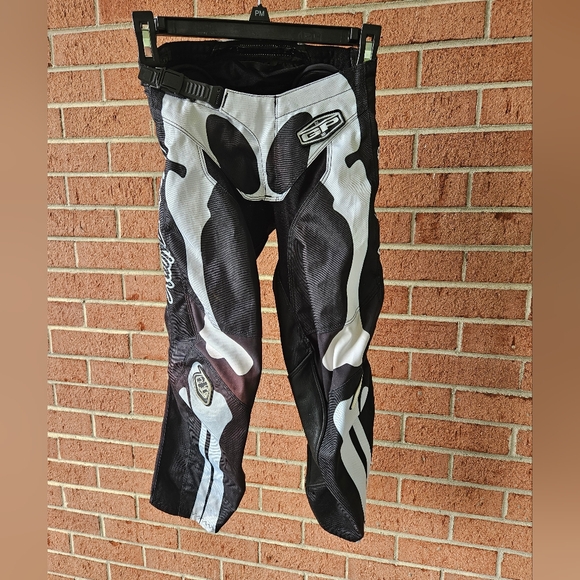 Troy Lee Designs youth motocross pants. Size Youth 22 - Picture 1 of 6